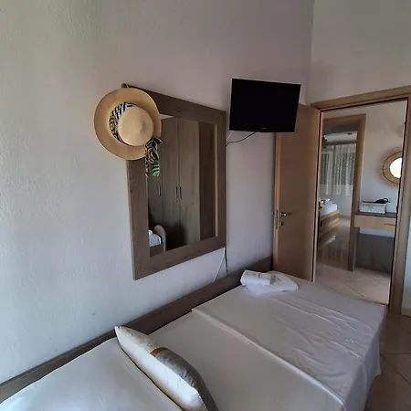 Sotiria Sea Side Luxury Apartament *